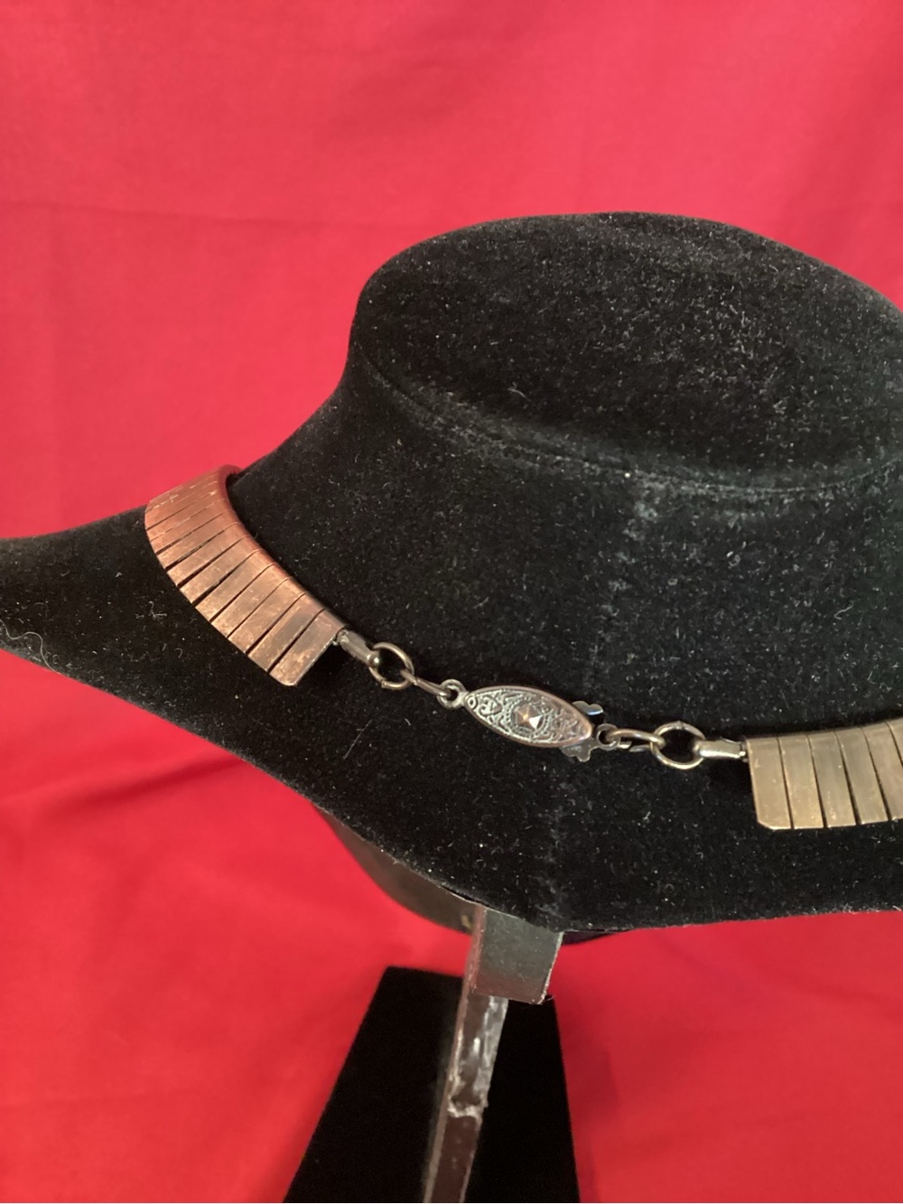 Copper-Tone Ribbed Collar Necklace - Picture 3 of 5